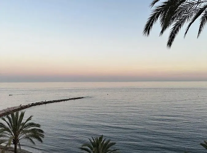 Beachfront Apartament